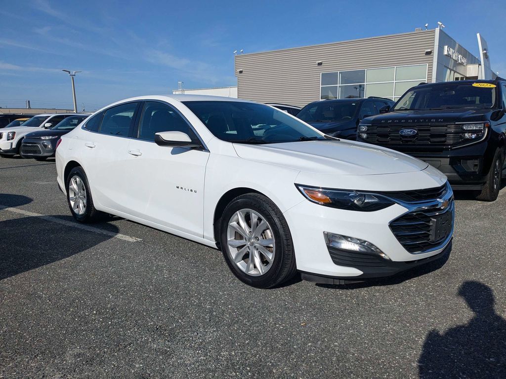 2024 CHEVROLET Malibu