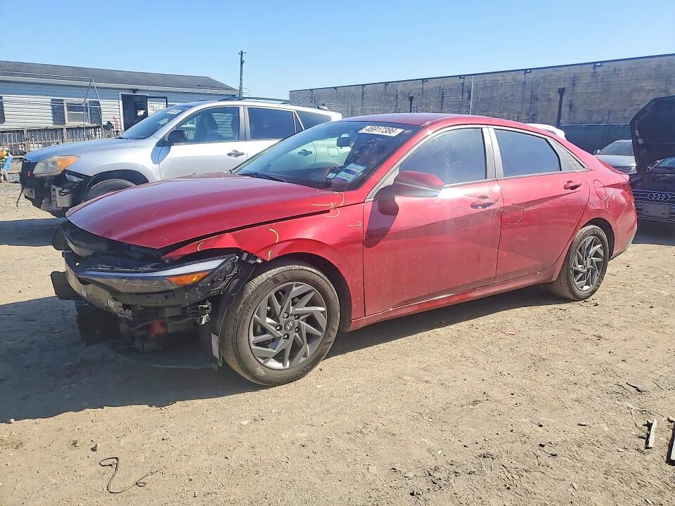 2024 HYUNDAI Elantra