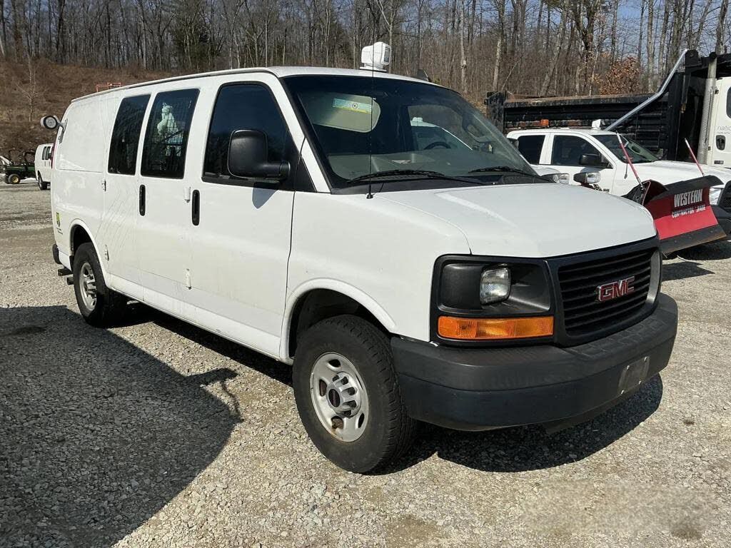 2016 GMC Savana