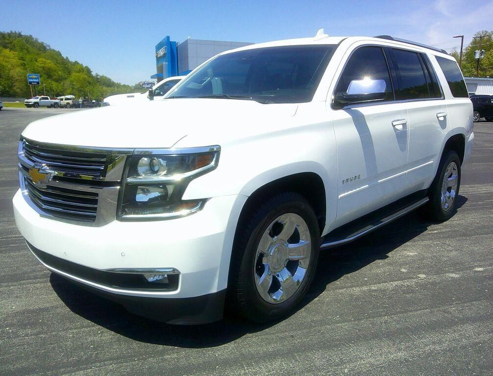 2017 CHEVROLET Tahoe