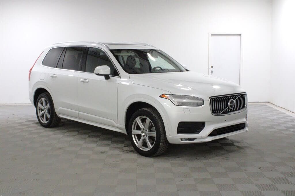 2020 VOLVO XC90