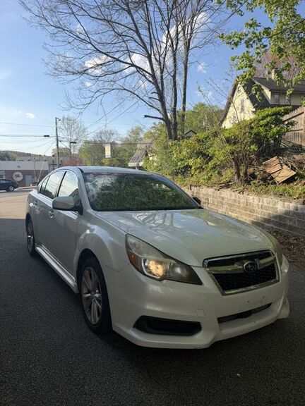 2014 SUBARU Legacy