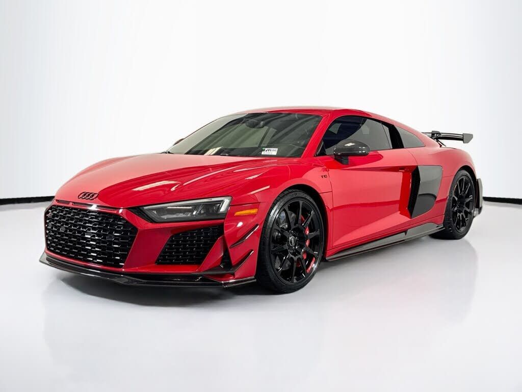 2023 AUDI R8