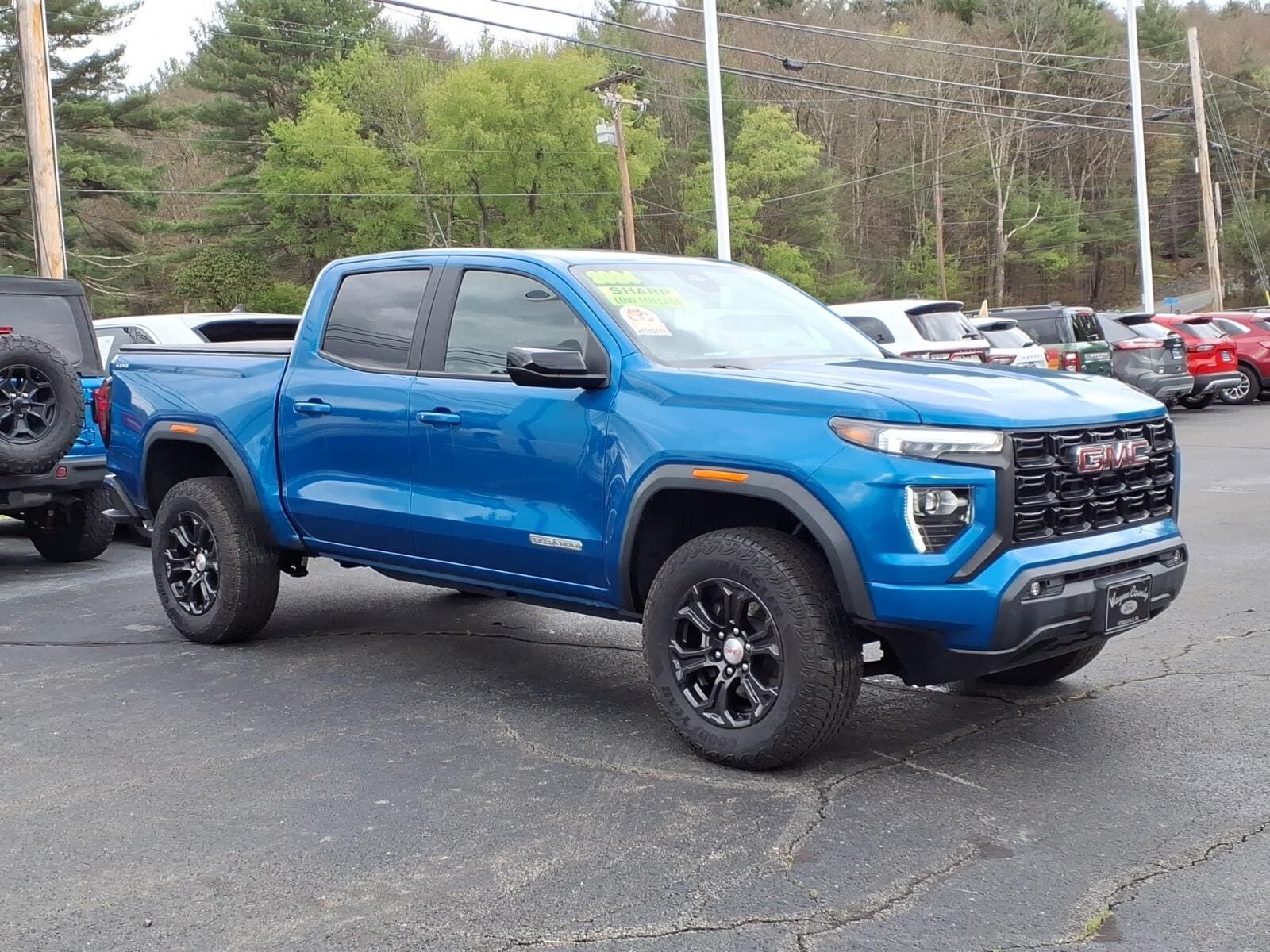 2024 GMC Canyon