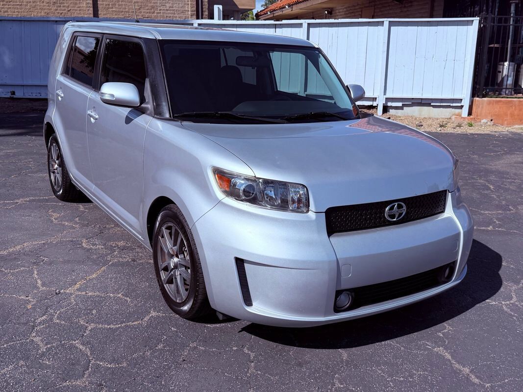 2009 TOYOTA SCION