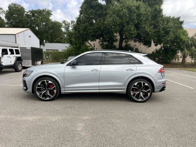2024 Audi RS Q8