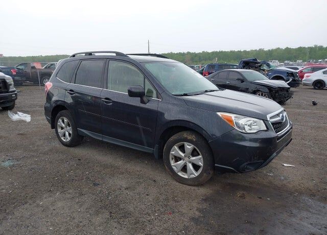 2016 SUBARU Forester