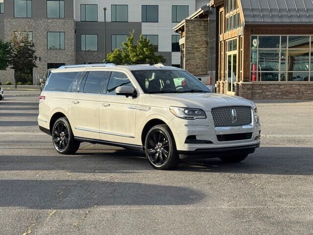 2024 LINCOLN Navigator L