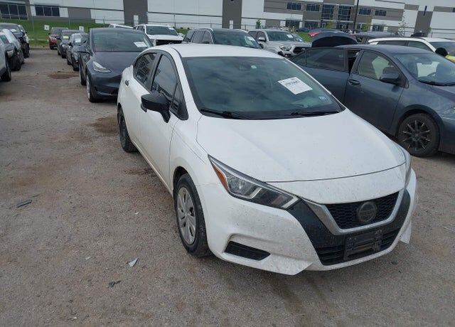 2021 NISSAN Versa