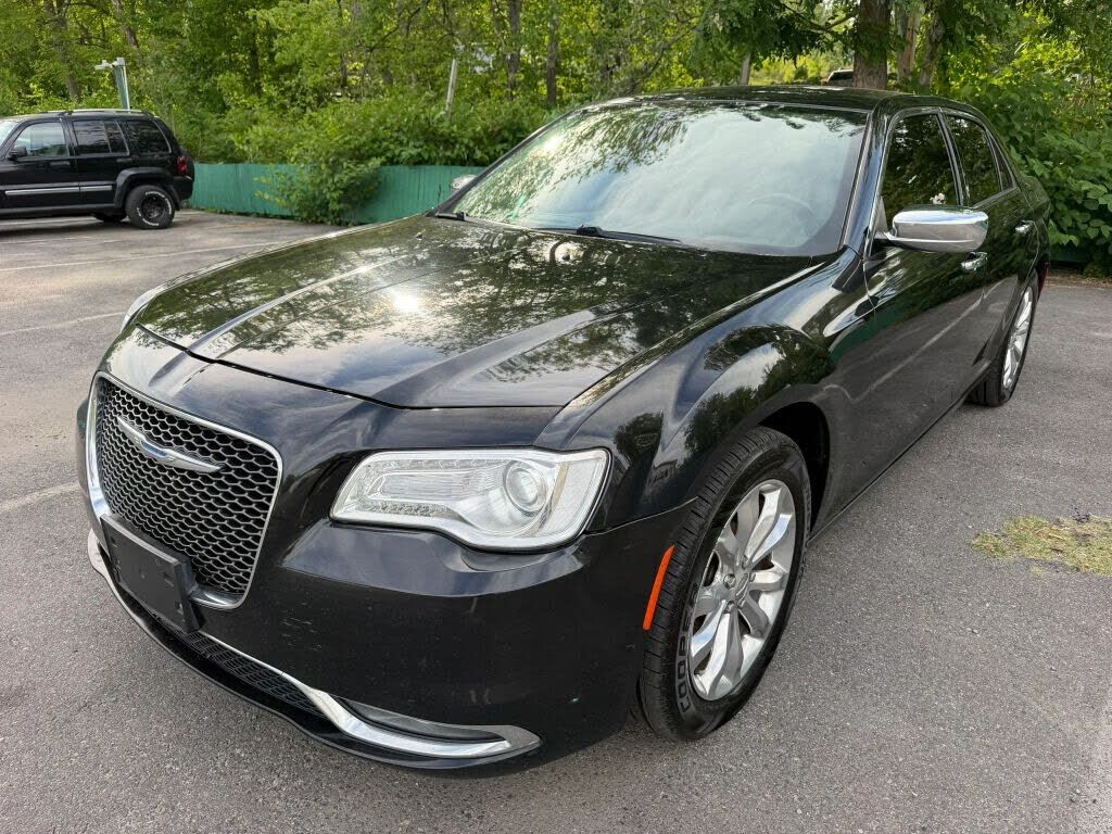 2018 CHRYSLER 300