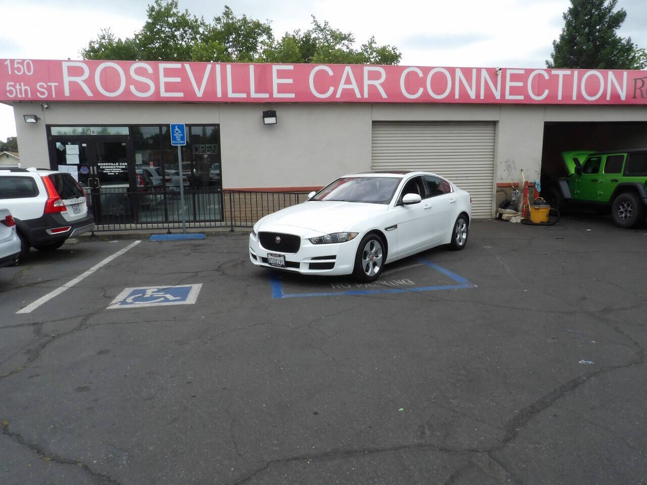 2018 JAGUAR XE
