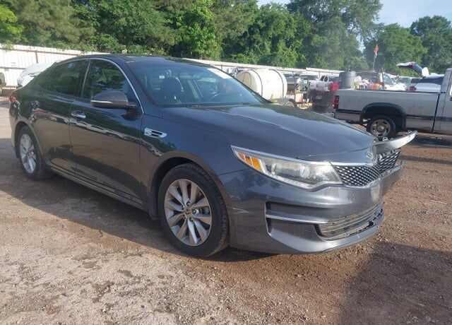 2017 KIA Optima