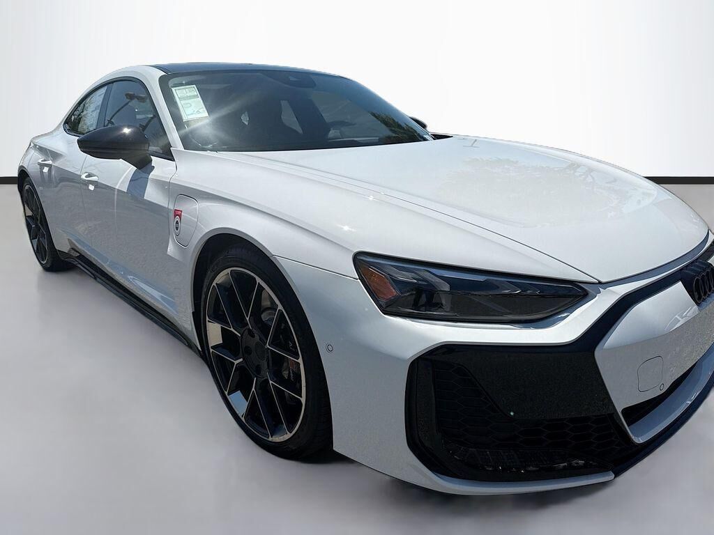 2026 AUDI RS e-tron GT