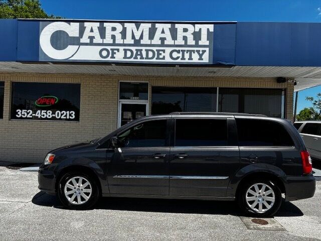 2016 CHRYSLER Town and Country
