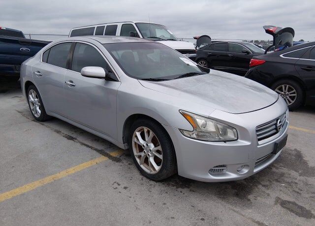 2012 NISSAN Maxima