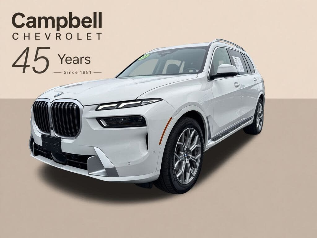 2023 BMW X7