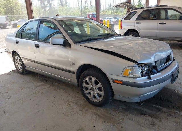 Volvo S40