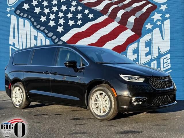 2026 CHRYSLER Pacifica