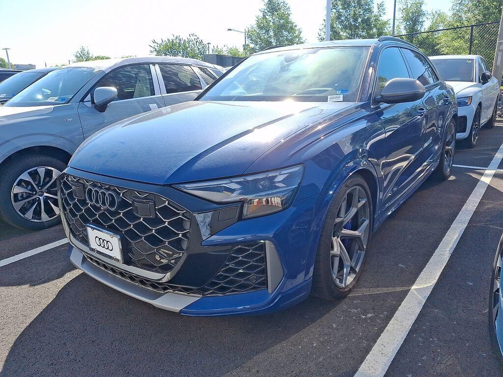 2026 AUDI RS Q8