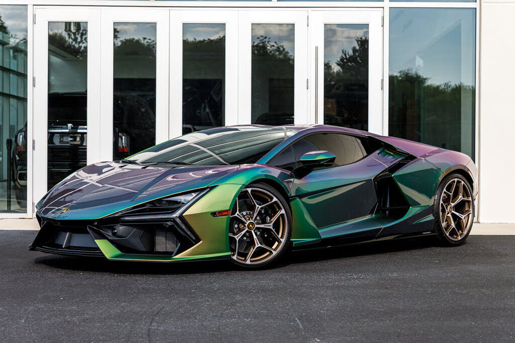 2024 LAMBORGHINI Revuelto