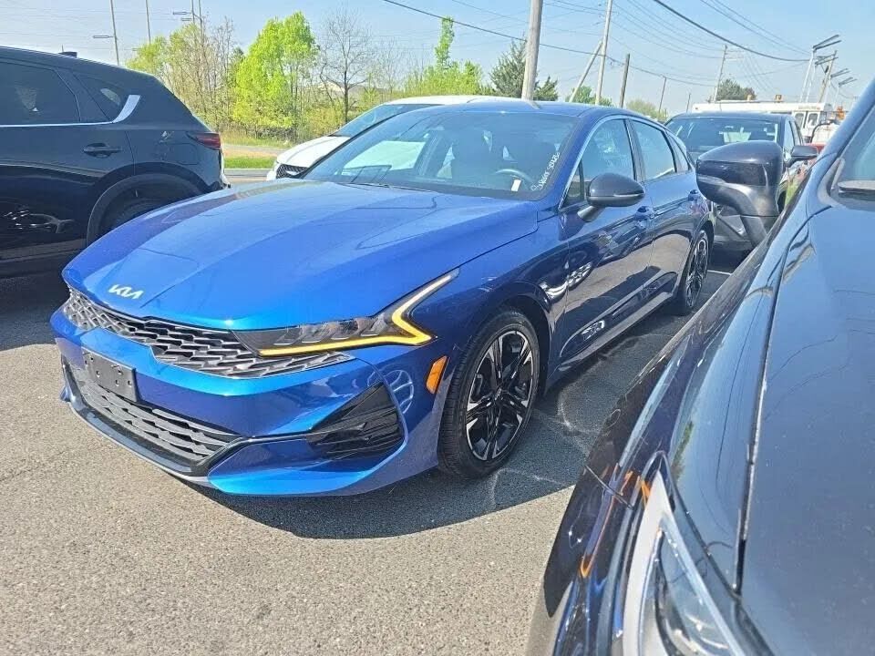 2022 KIA K5