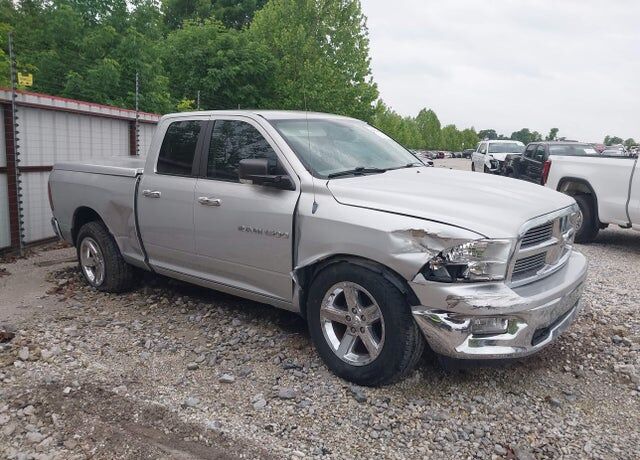 2011 DODGE Ram