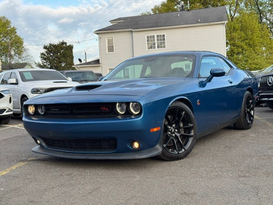 2022 DODGE Challenger