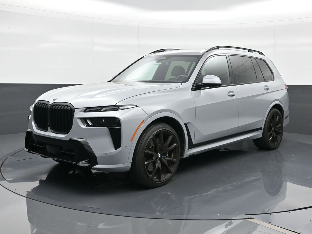 2023 BMW X7