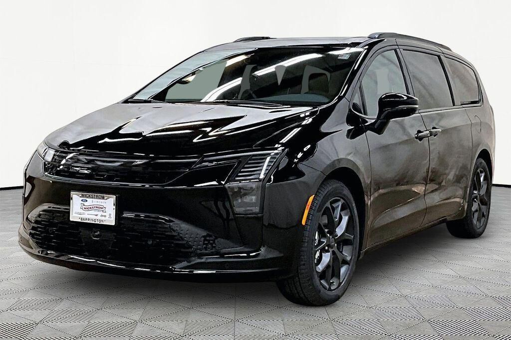 2027 CHRYSLER Pacifica