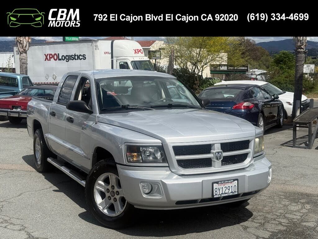 2011 DODGE Dakota
