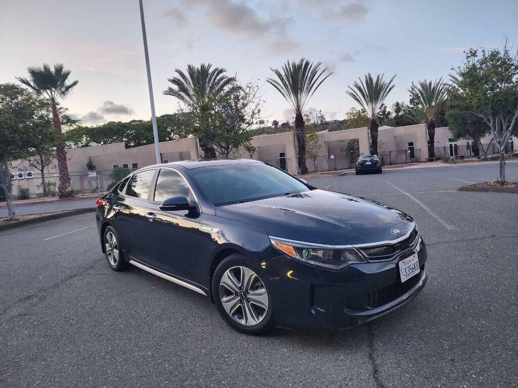 2017 KIA Optima