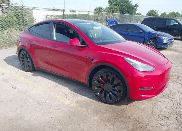 2022 TESLA Model Y
