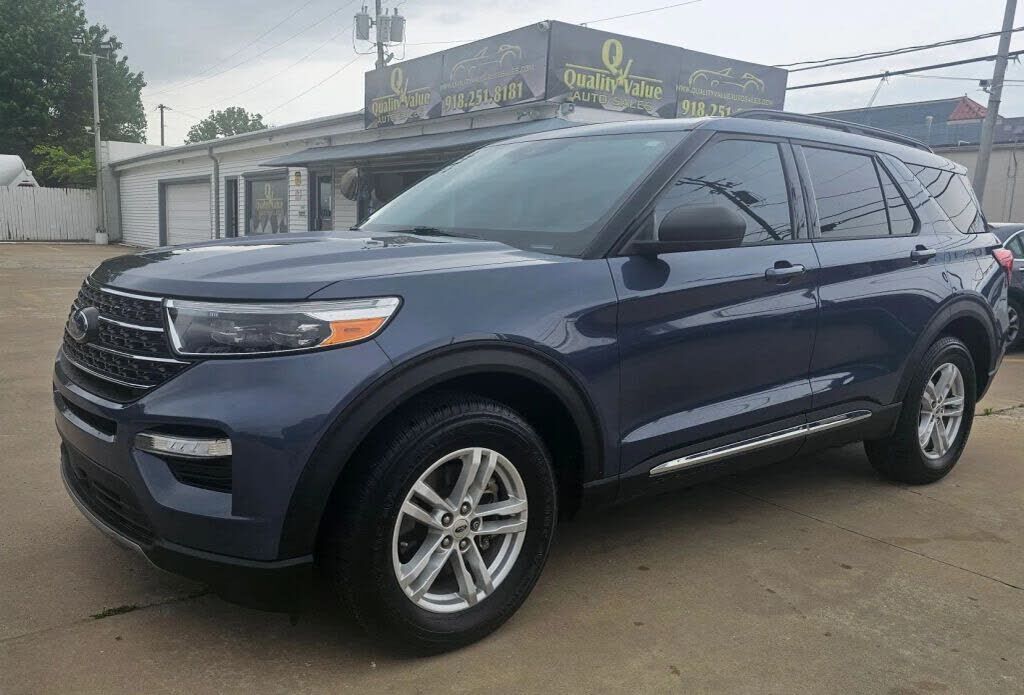 2021 FORD Explorer