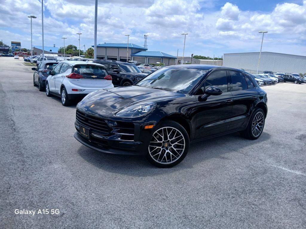 2021 PORSCHE Macan
