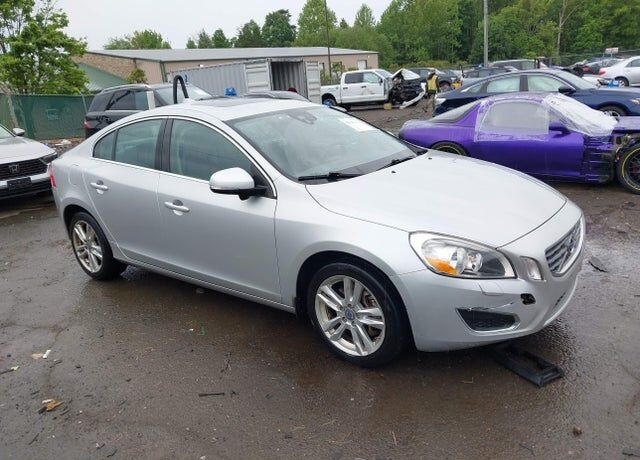 2012 VOLVO S60