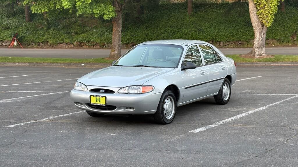 1997 FORD Escort