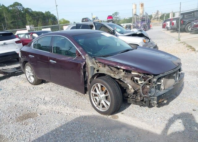 2014 NISSAN Maxima