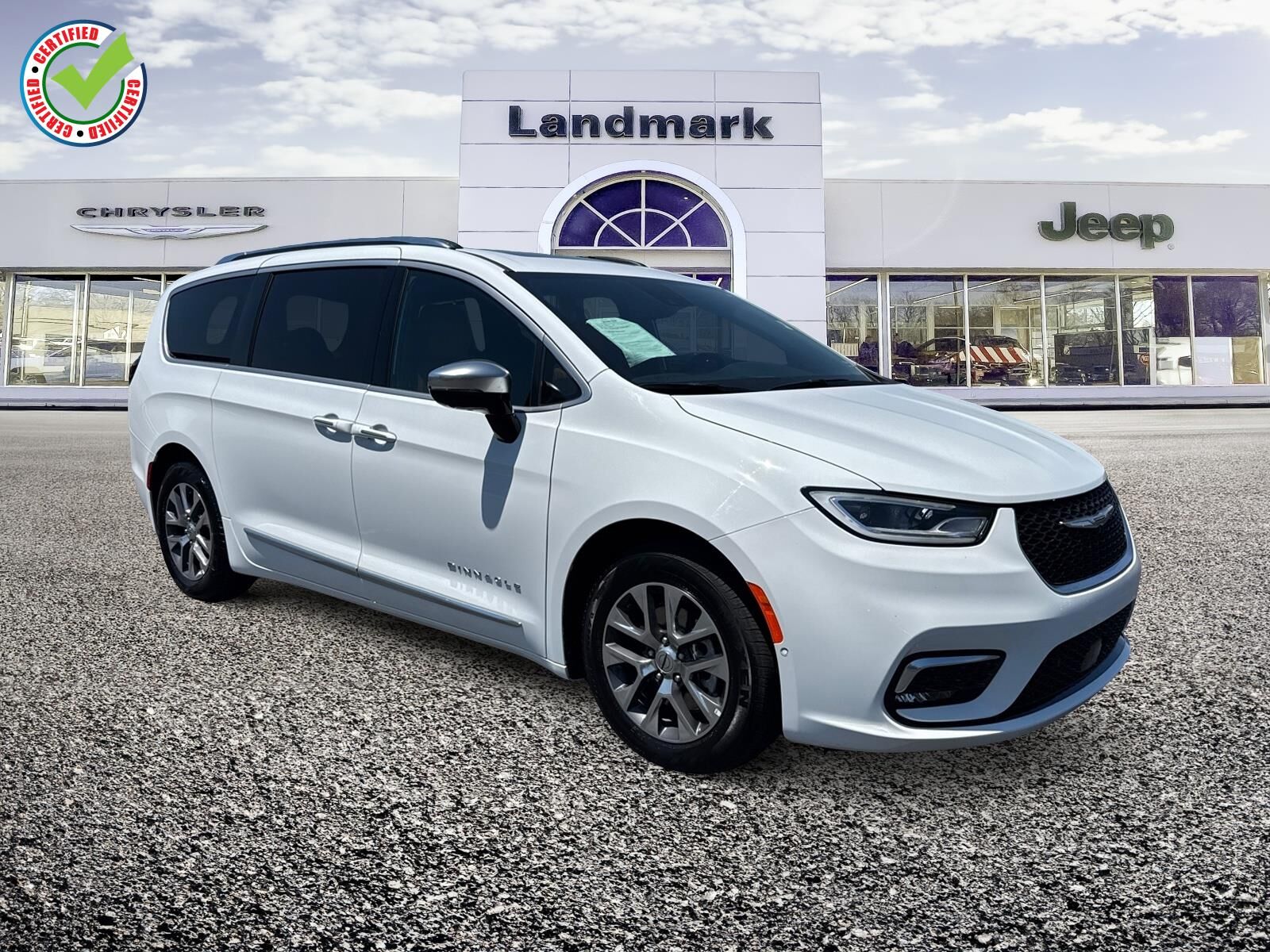 2023 CHRYSLER Pacifica