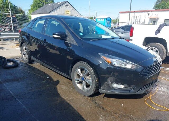 2017 FORD Focus