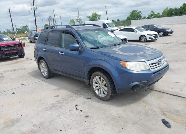 2011 SUBARU Forester