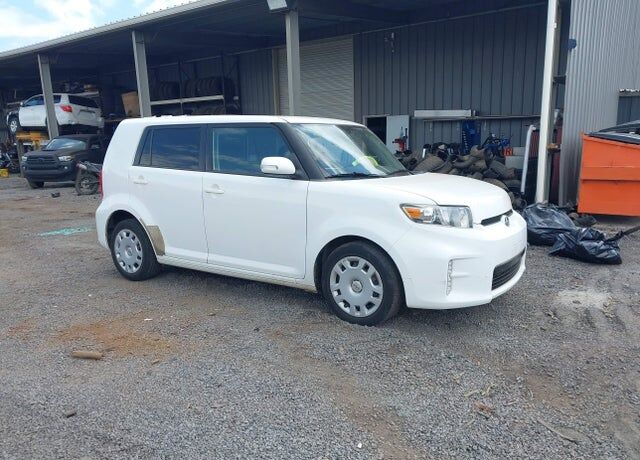 2014 TOYOTA SCION