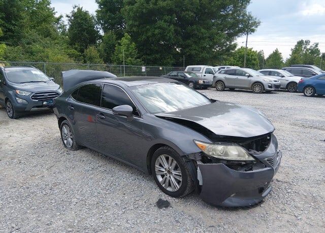2013 LEXUS ES