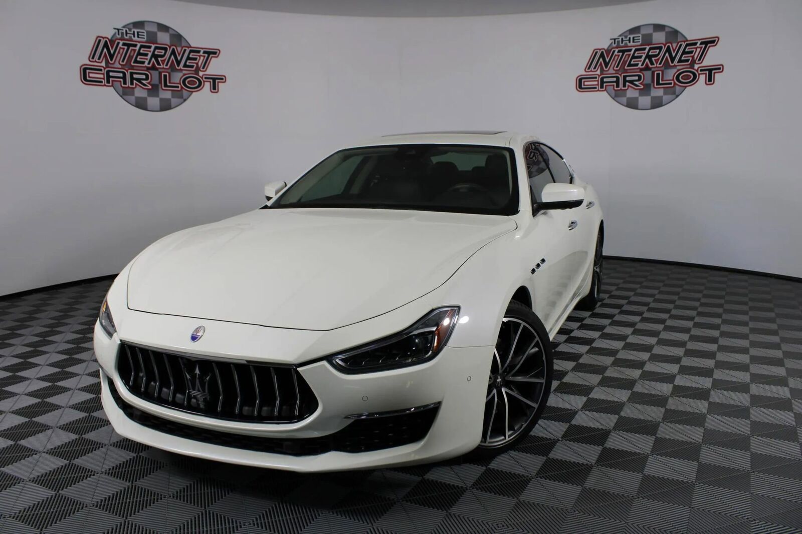 2019 MASERATI Ghibli