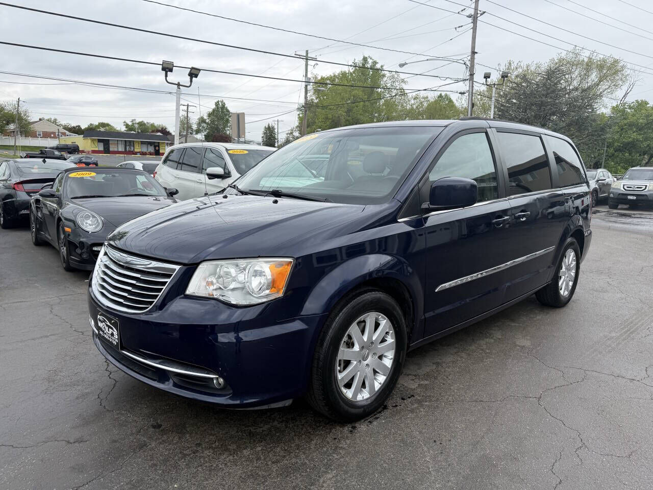 2015 CHRYSLER Town and Country
