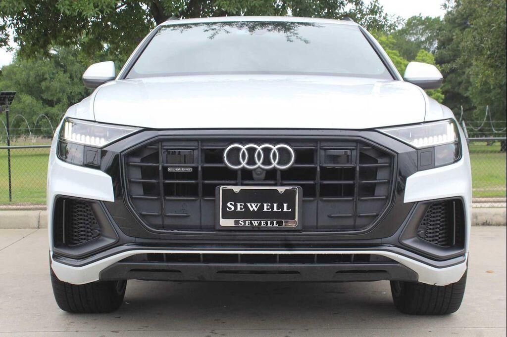 2021 Audi Q8
