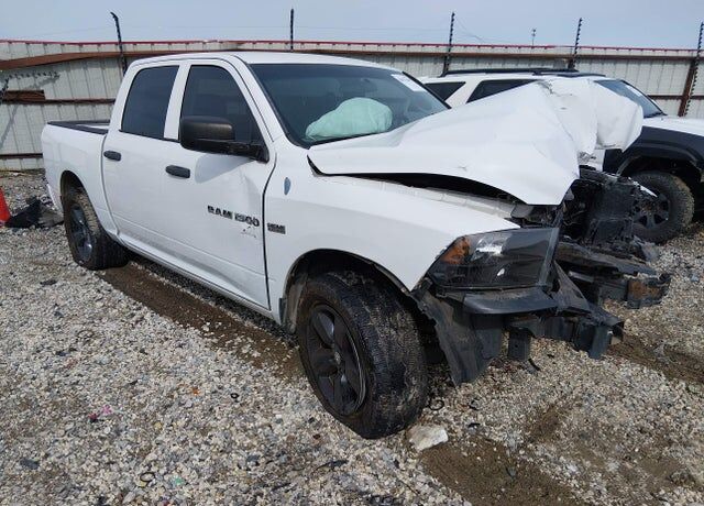 2012 DODGE Ram