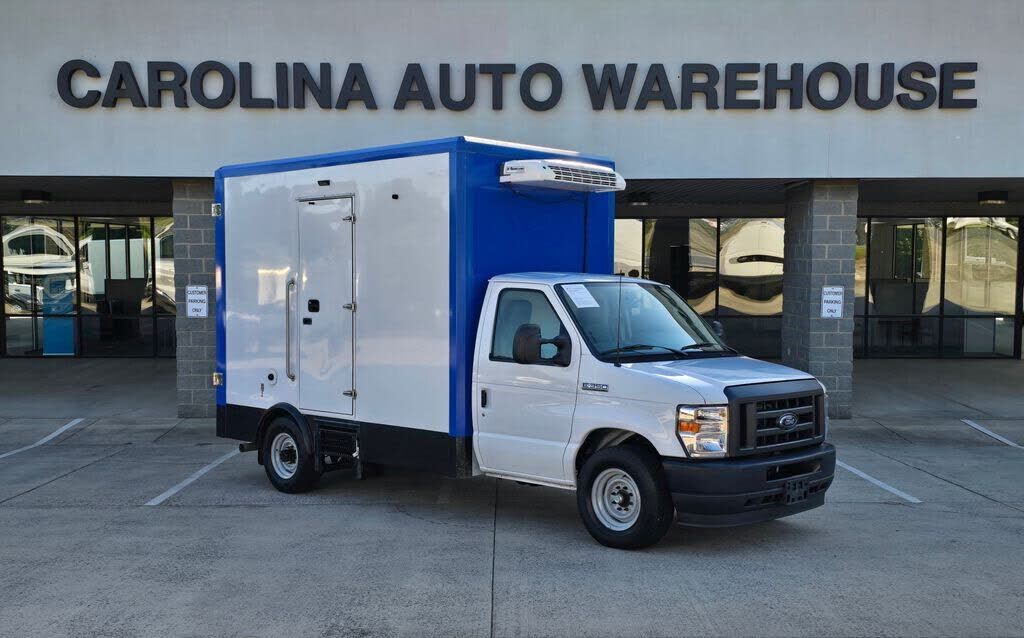 2023 FORD E-350