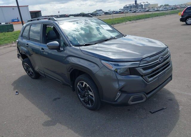 2025 SUBARU Forester
