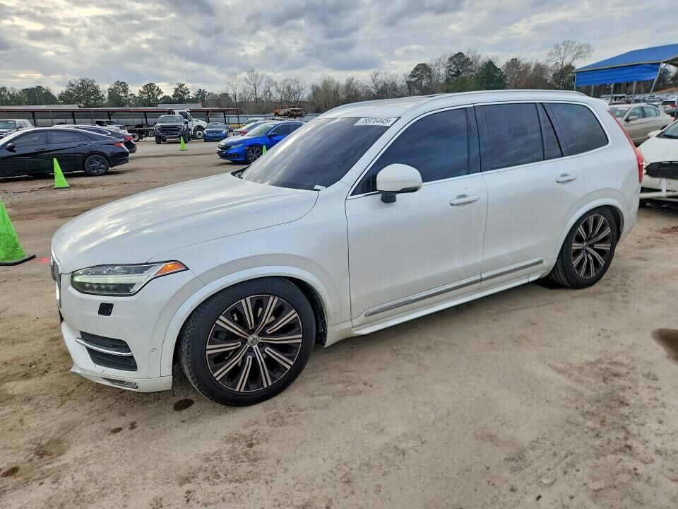 2017 VOLVO XC90