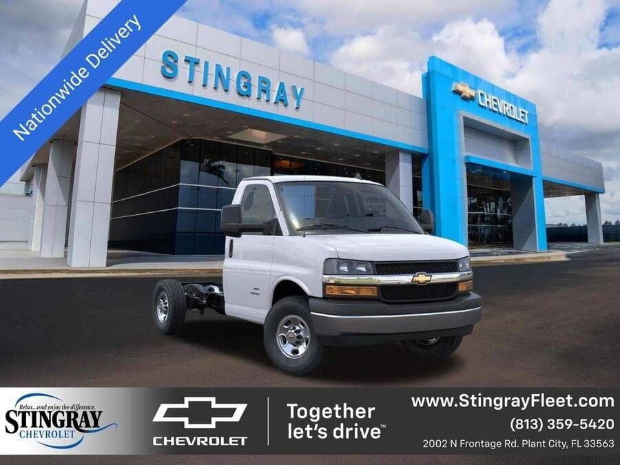 2025 CHEVROLET Express